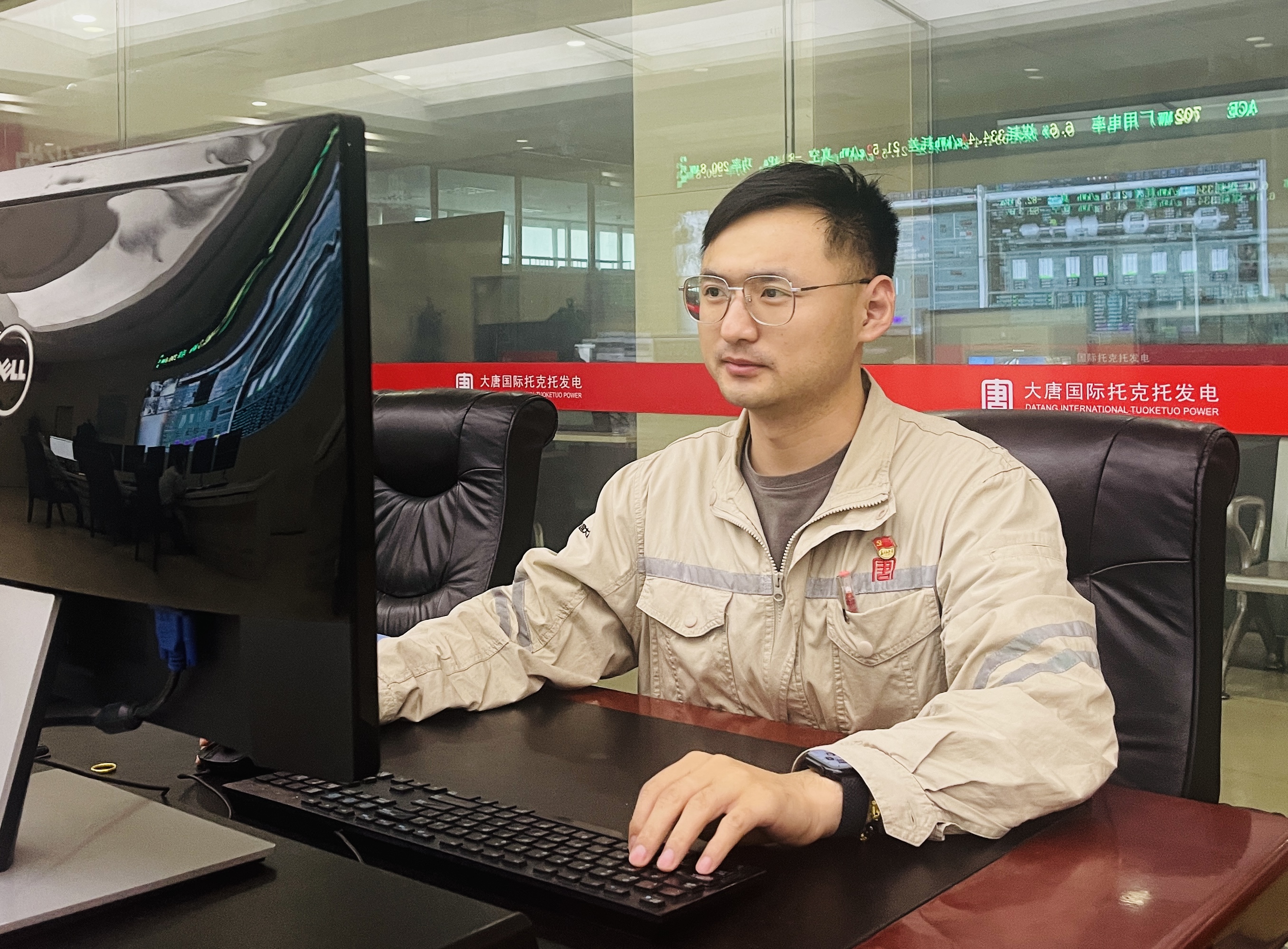 【大唐榜样】张鹏飞：务实笃行 行稳致远.jpg